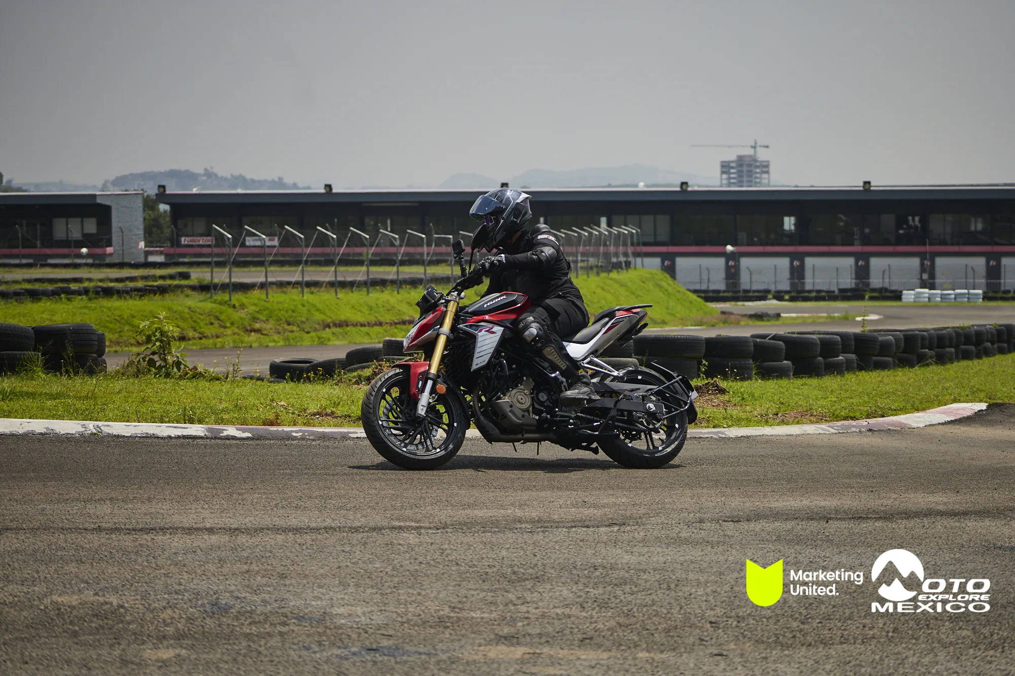 HUNK TRACKDAY 308